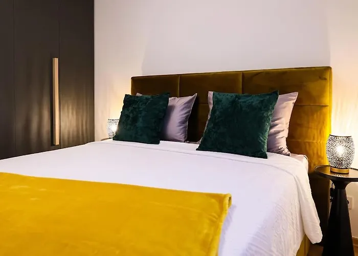 Luxury Infusion By Home Apartments - Free Parking