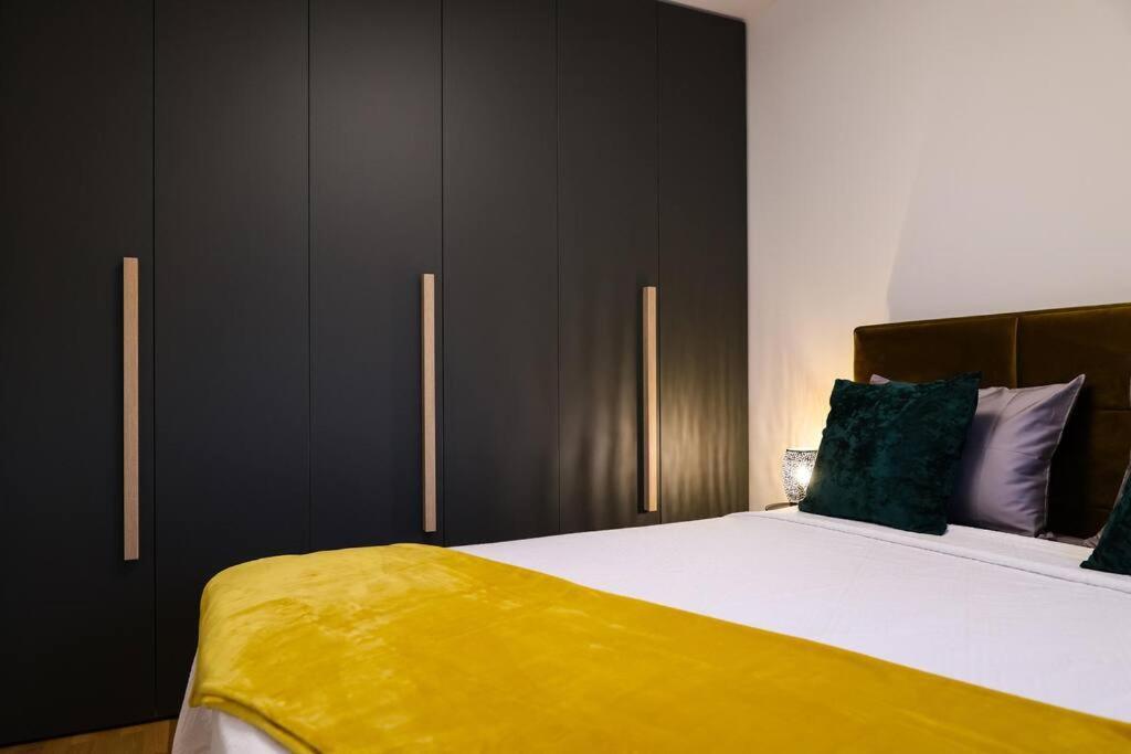 Apartment Luxury Infusion By - Free Parking *