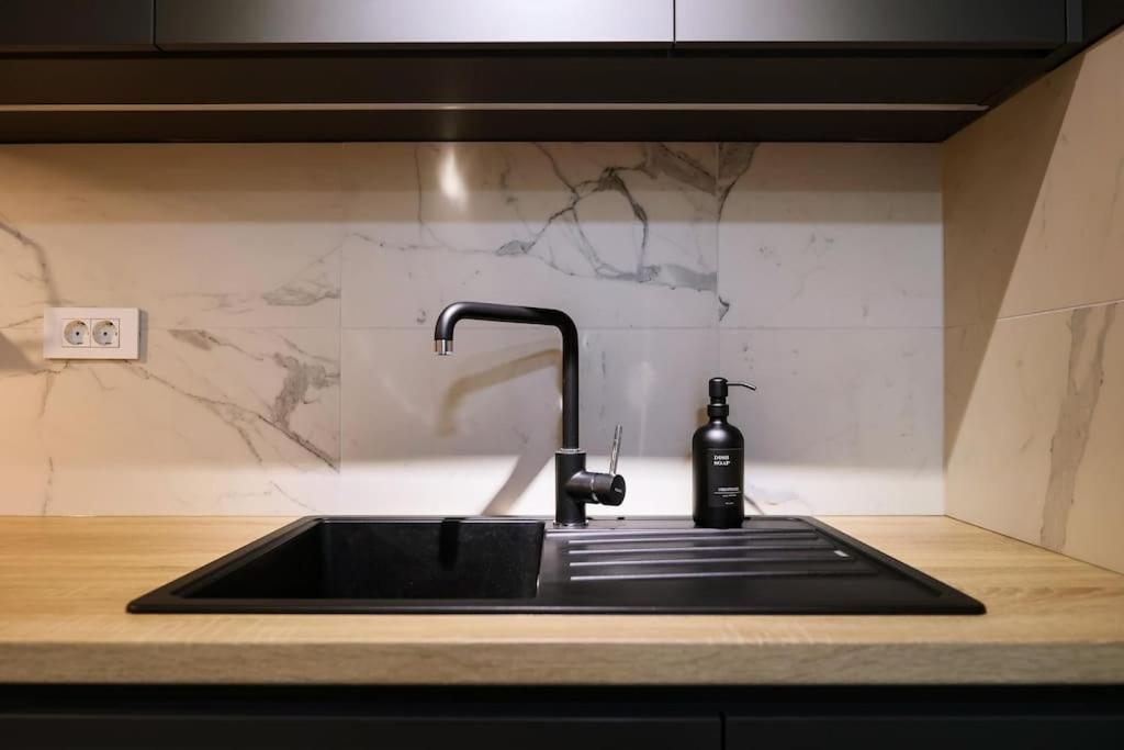 Apartment Luxury Infusion By - Free Parking